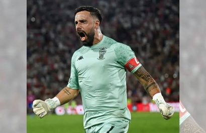 Hernán Galíndez protagoniza insólito gol desde su arco en la Copa Sudamericana