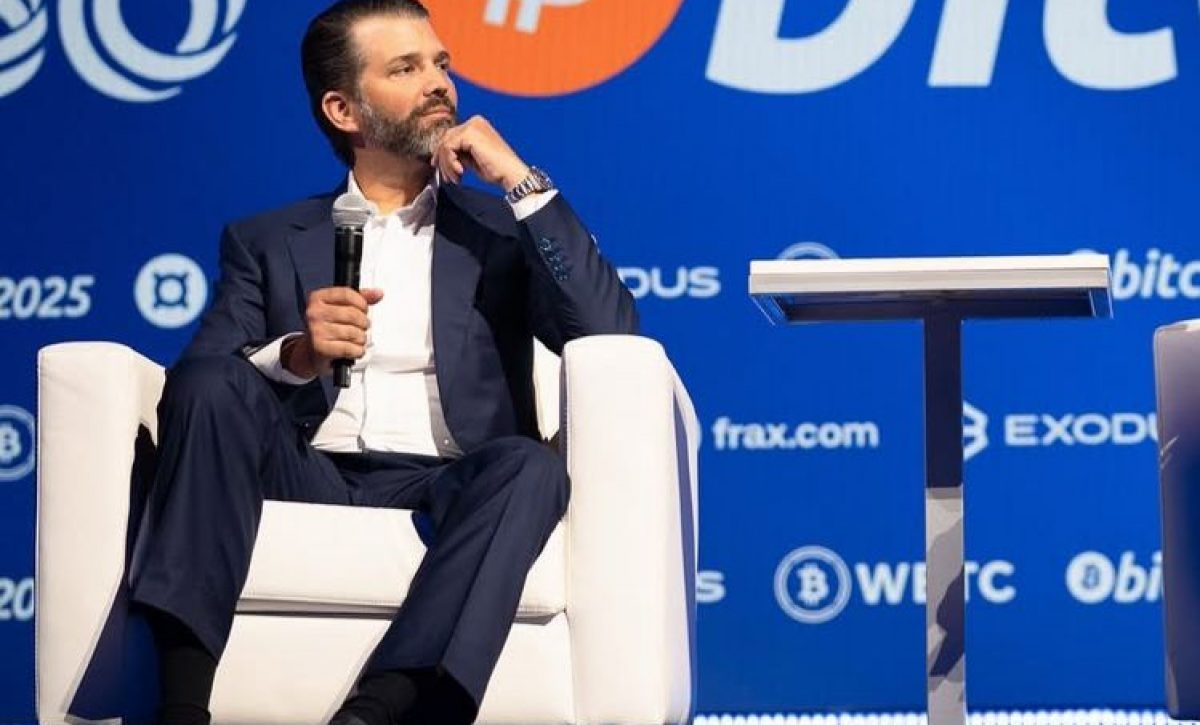 Hijo de Donald Trump lanza tienda online de armas para reos del mercado