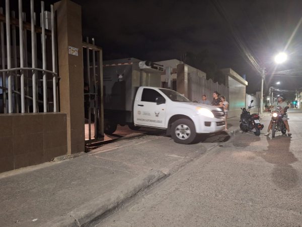 Hombre muere en un hospital de Portoviejo tras ser baleado por sicarios