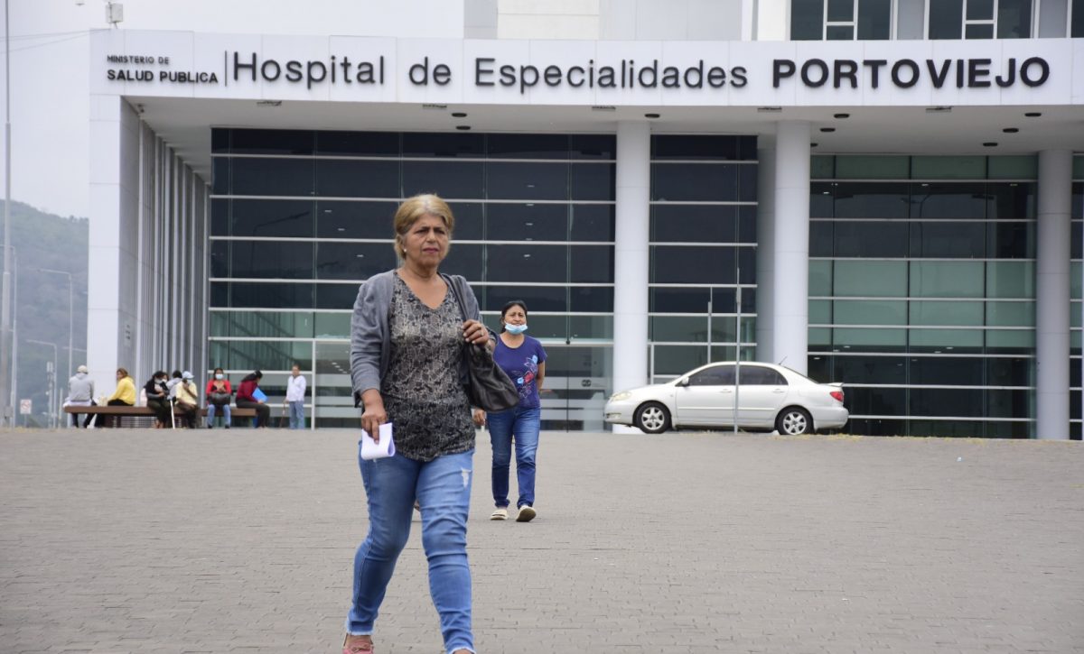 Hospital de Especialidades de Portoviejo aún sin recursos del seguro por incendio de 2021