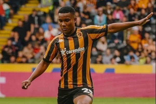 Hull City no comprará a Óscar Zambrano y el jugador regresa a Liga de Quito