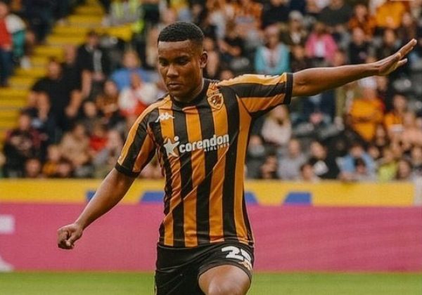 Hull City no comprará a Óscar Zambrano y el jugador regresa a Liga de Quito
