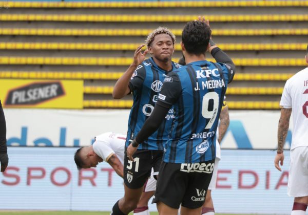 IDV se impone 3-1 a Vinotinto y se posiciona en la cima de la tabla.