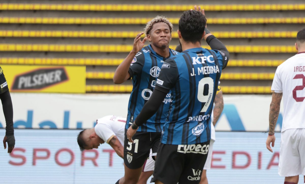IDV se impone 3-1 a Vinotinto y se posiciona en la cima de la tabla.