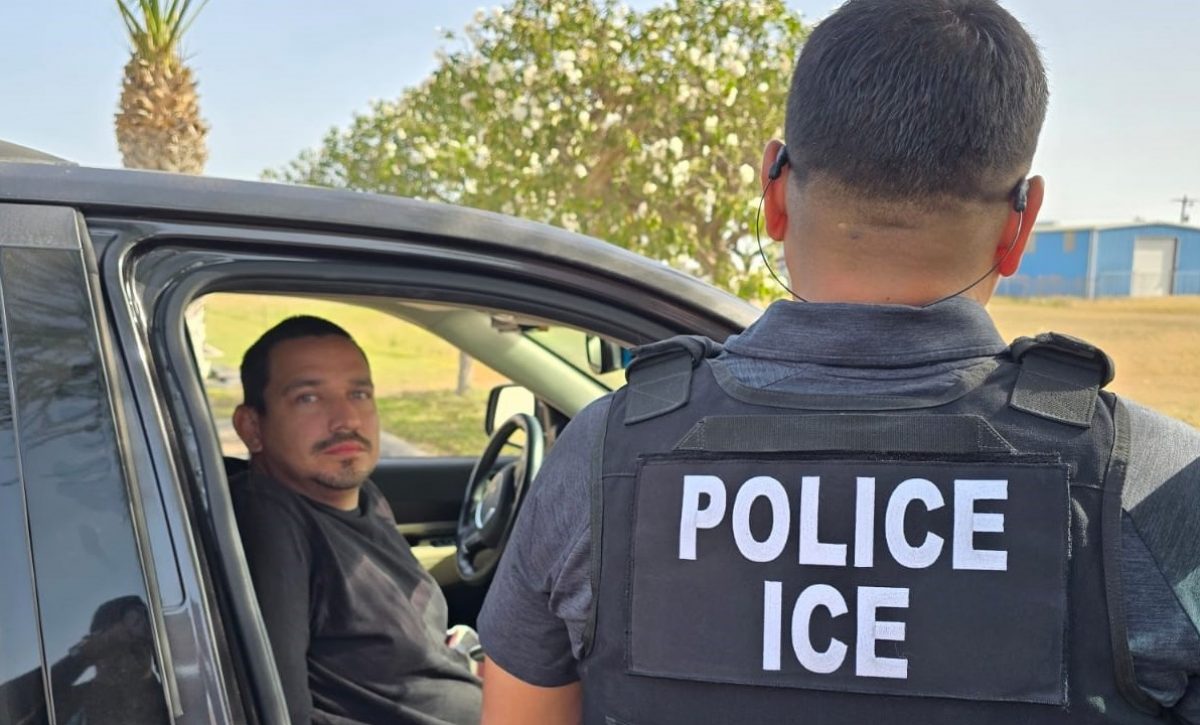 IRS y ICE acuerdan compartir datos para localizar migrantes en Estados Unidos