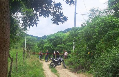 Identifican a los dos hombres asesinados y abandonados en la vía Portoviejo - El Zapallo