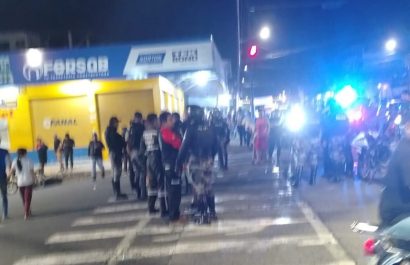 Impactante tragedia en El Carmen motociclista muere arrollada y su familia resulta herida