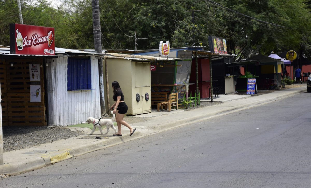 Impacto positivo La presencia de comerciantes reactiva parques olvidados en Portoviejo y Demandan Regulación Municipal