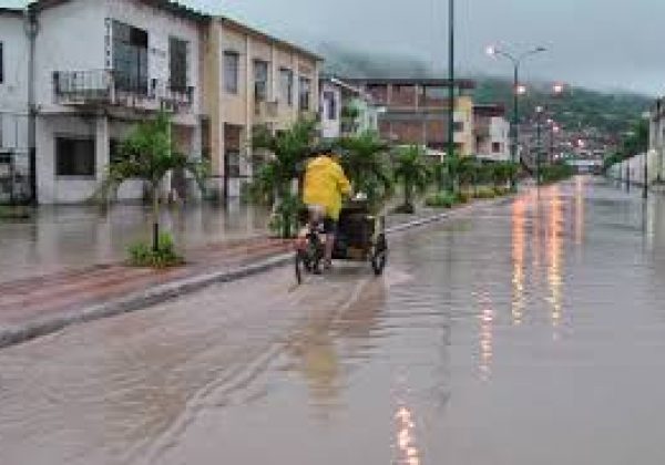 Inamhi advierte de lluvias fuertes en tres regiones durante esta semana