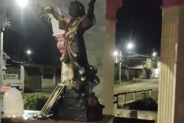 Incendio intencional afecta la gruta del Divino Niño en Jipijapa