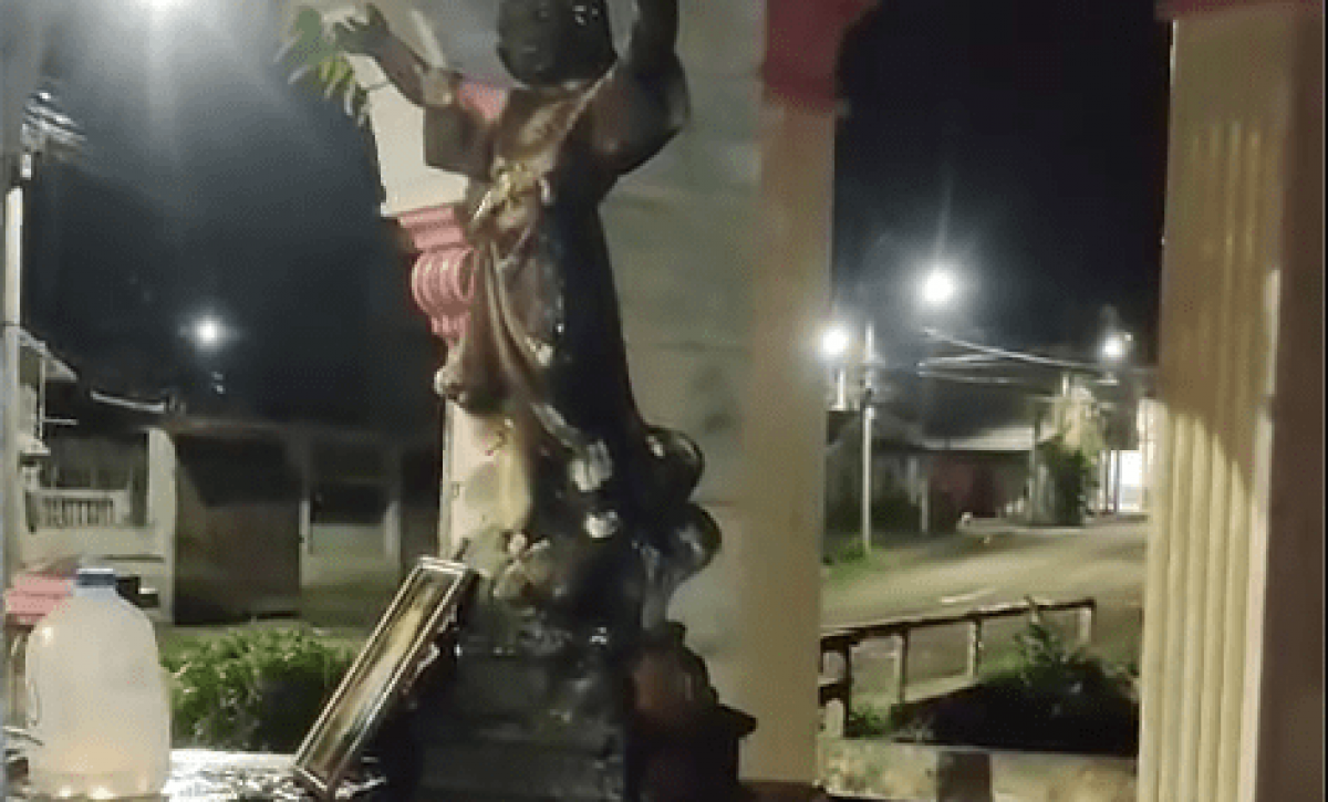 Incendio intencional afecta la gruta del Divino Niño en Jipijapa
