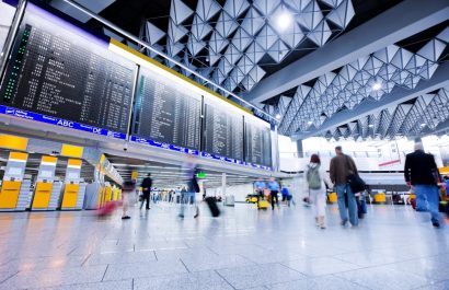 Incertidumbre y aranceles, el motivo detrás de la caída de viajes de Europa a Estados Unidos