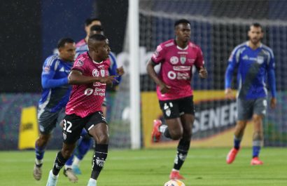 Independiente del Valle pierde con Emelec y Barcelona recupera el liderato de la LigaPro