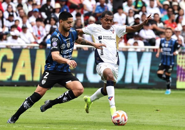 Independiente del Valle venció 1-0 a Liga de Quito en el estadio Rodrigo Paz Delgado, consolidándose como líder absoluto del campeonato ecuatoriano de fútbol 2025.