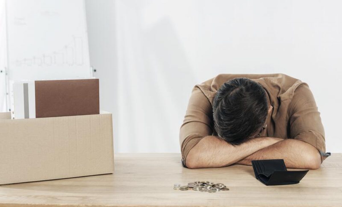 Informe de empleo en Estados Unidos muestra alza del desempleo.