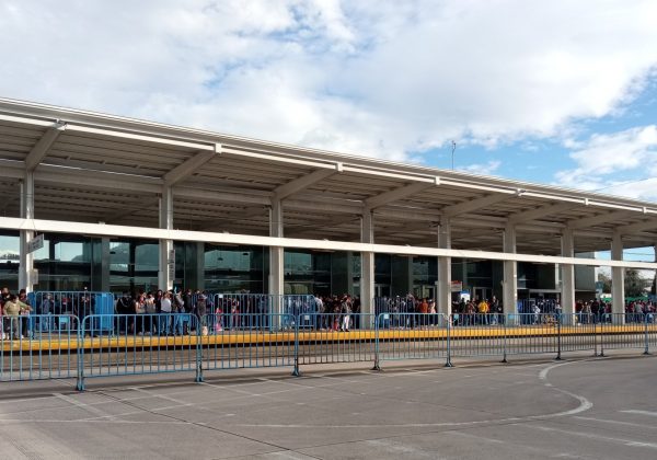 Inicia segunda fase de renovación en paradas del Trolebús de Quito