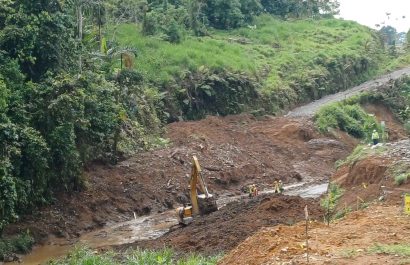 Inició construcción del interceptor de aguas residuales entre el río Vide y la vía Chone