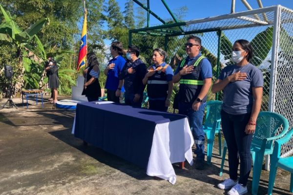 Instalan juegos infantiles en nueve escuelas cercanas al complejo hidroeléctrico Toachi Pilatón