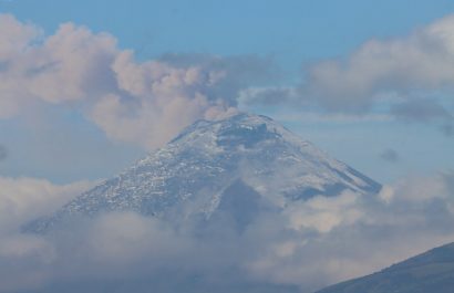 Instituto Geofísico monitorea el Volcán Cotopaxi tras 70 réplicas por sismo en Machachi