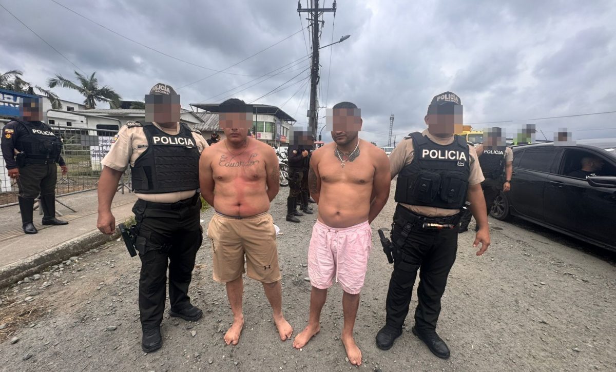 Intentaron huir en carro robado, pero terminaron detenidos tras persecución en la vía a Quevedo