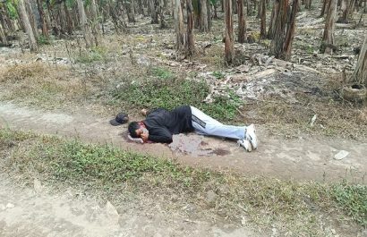 Investigan hallazgo de cadáver con impactos de bala en una finca de El Carmen