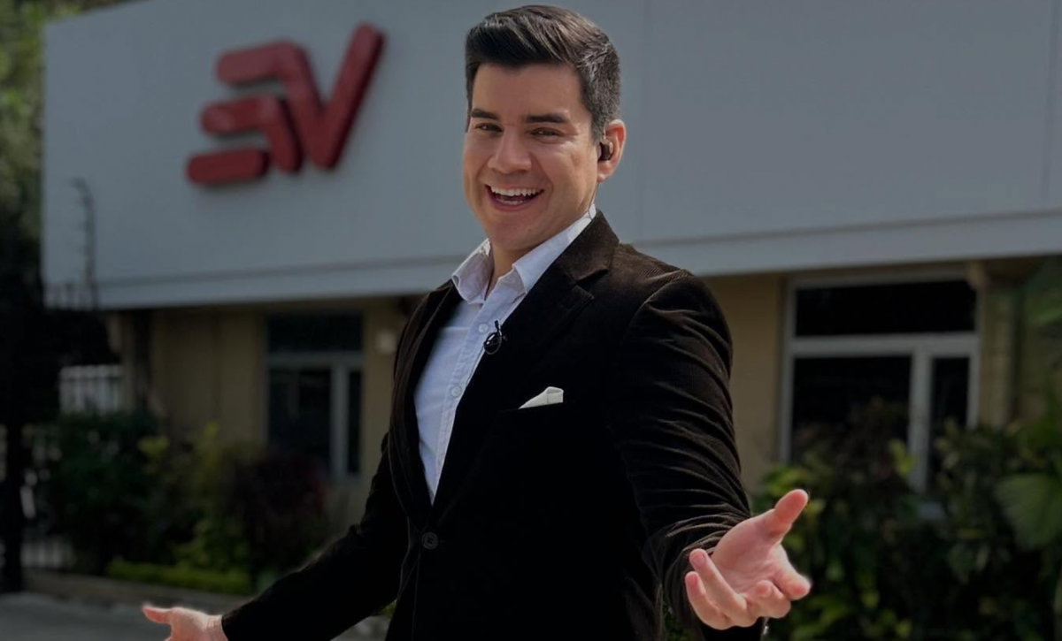 ¿Isaac Delgado será el nuevo presentador de 'En Contacto'