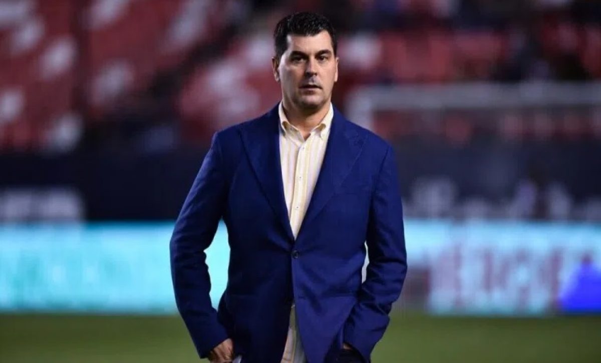 Ismael Rescalvo desmiente vínculos actuales con Barcelona SC.