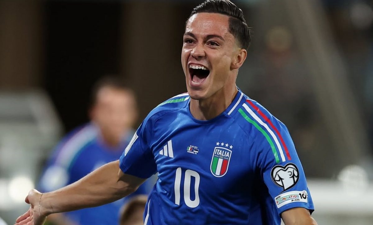 Italia arrolla a Estonia en el Gewiss Stadium.