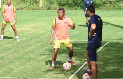 Entrenamiento de Delfín SC