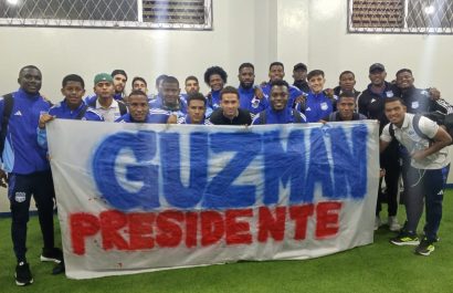 JUGADORES DE EMELEC