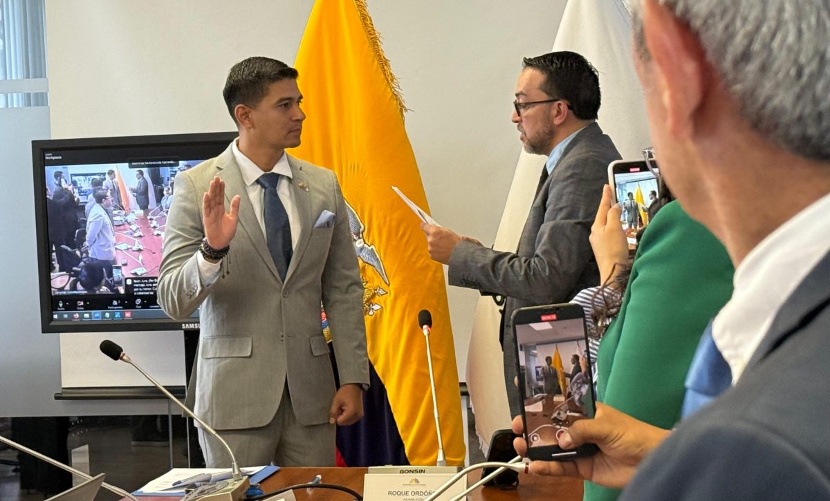 Jaime Estrada preside Comisión de Derechos en la Asamblea