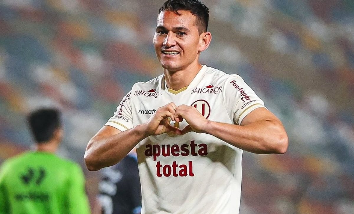 Jairo Vélez sella triunfo de Universitario 2-0 ante Alianza Universidad en Clausura 2025