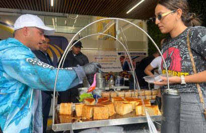 "Jesús Quesilllo" ha recorrido varios países, vendiendo su postre.