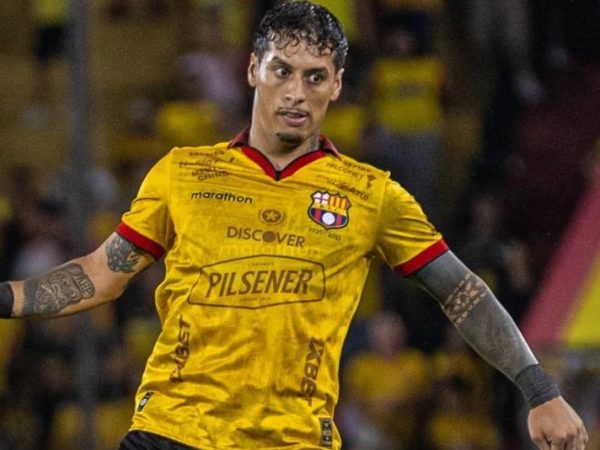 Jesús Trindade, mediocampista uruguayo y excapitán de Barcelona SC, rescindirá su contrato con el club guayaquileño para retornar a Peñarol,