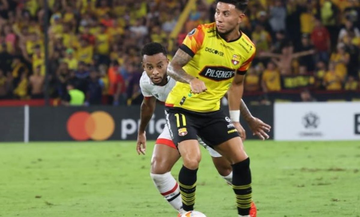 Joao Joshimar Rojas, ofensivo de Barcelona SC, está próximo a retornar a las canchas tras superar una fractura en el peroné.