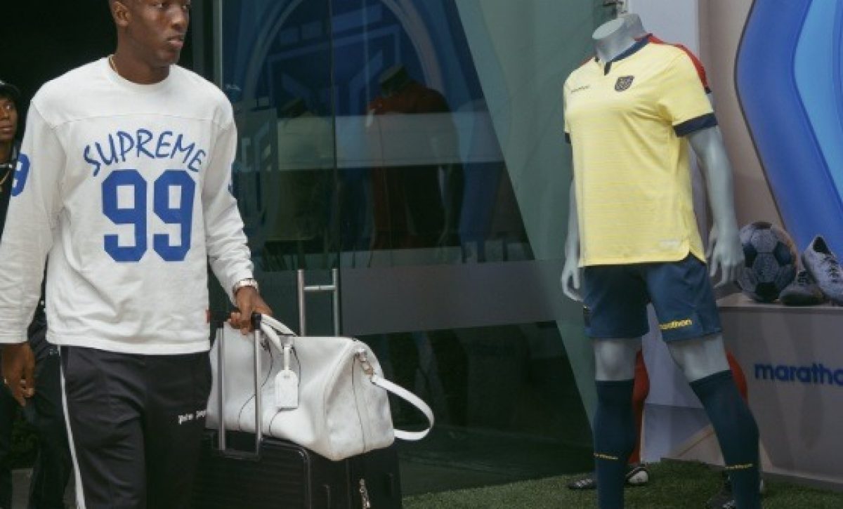 Joel Ordóñez en la casa de la selección de Ecuador