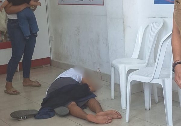 Jordan Farías quedó sin vida en el interior de la farmacia donde compraba medicamentos.