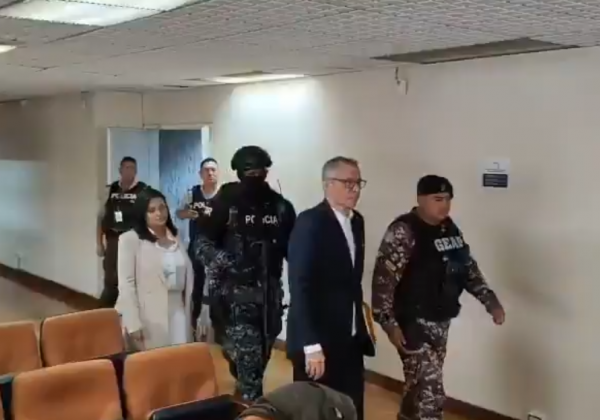 Jorge Glas rendirá testimonio en juicio por caso Reconstrucción de Manabí