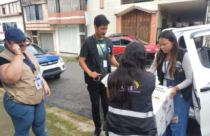 Jornada de Voto en Casa 2025 Más de 40 electores de Santo Domingo ejercen su derecho al voto