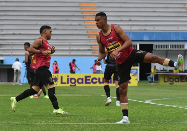 Jostin Alman, jugador del Manta FC.