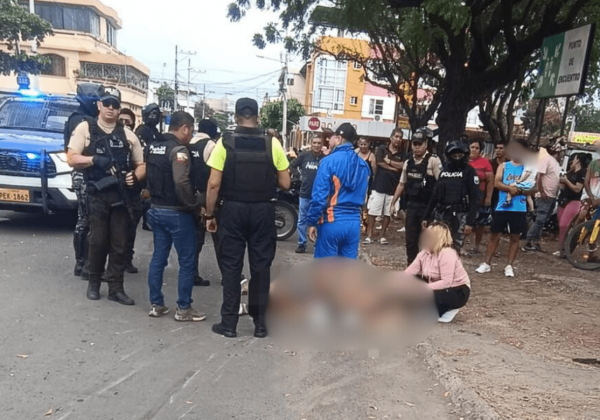 Joven motociclista es baleado en los alrededores del estadio Reales Tamarindos de Portoviejo