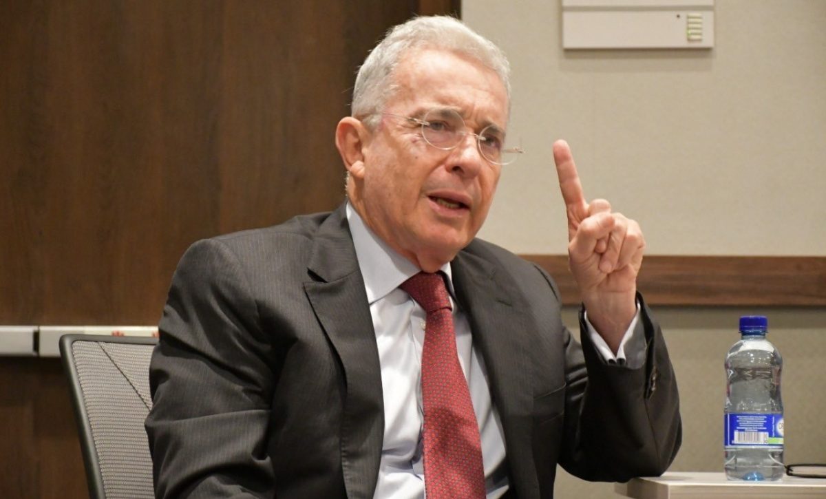 Justicia colombiana declara culpable a Álvaro Uribe del delito de soborno a testigos