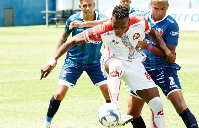 Juventud Italiana golea 3-0 a 11 de Mayo y lidera el Grupo B en Manabí