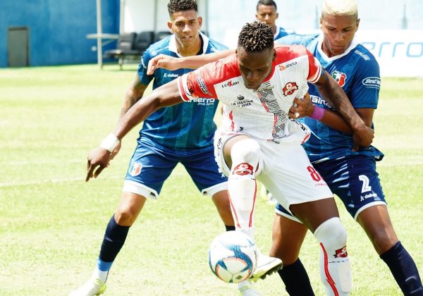 Juventud Italiana golea 3-0 a 11 de Mayo y lidera el Grupo B en Manabí