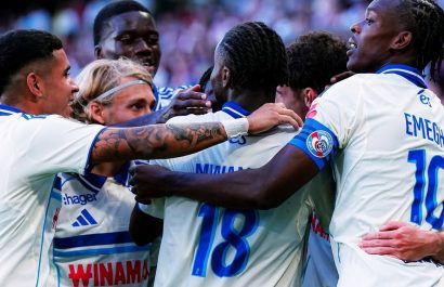 Kendry Páez debuta en la Ligue 1 con victoria del Racing de Estrasburgo ante Metz