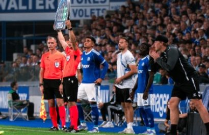Kendry Páez debutó en la Conference League frente al Brøndby de Dinamarca. FOTO: Racing de Estrasburgo