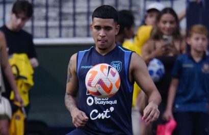 El mediocampista ecuatoriano Kendry Páez, de 18 años, será cedido por el Chelsea FC al Racing de Estrasburgo, en Francia. FOTO: Api
