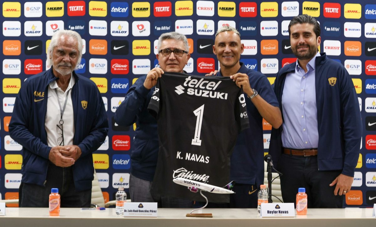 Keylor Navas es presentado como nuevo arquero de Pumas para el Apertura 2025