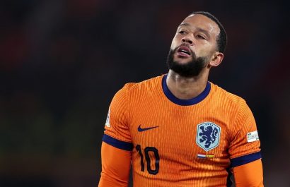 Koeman confirma que Memphis Depay no pudo viajar por pasaporte extraviado
