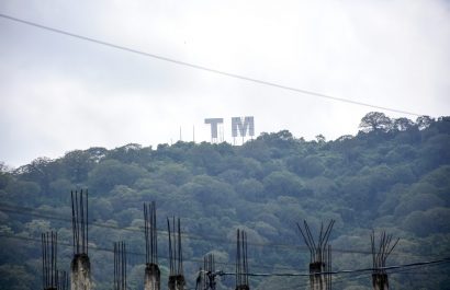 Las letras se ven desde diferentes sectores de Portoviejo.